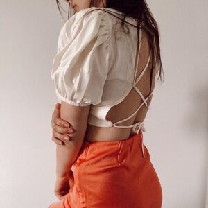 Aritzia Sunday Best Bibi Tie Back Top in Coconut L